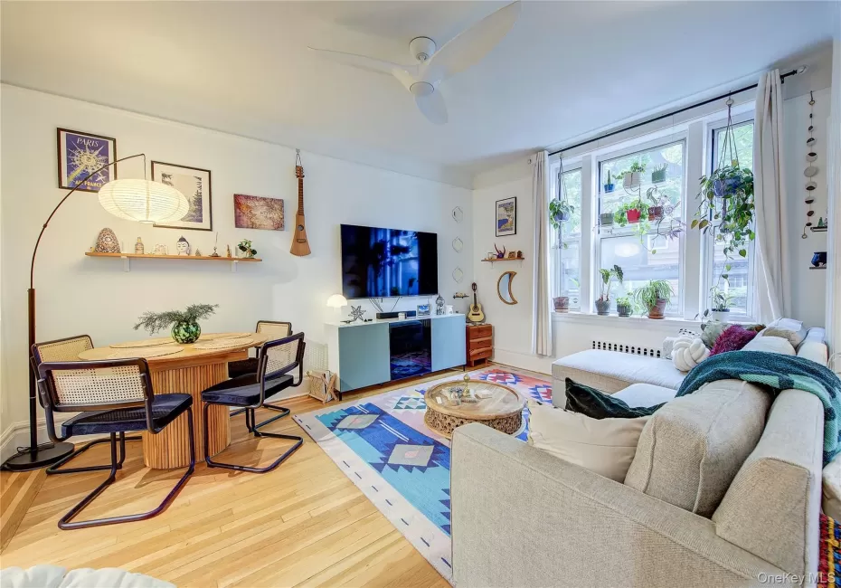 35-15 78th Street, New York, NY, 1 Bedroom Bedrooms, 4 Rooms Rooms,1 BathroomBathrooms,Residential,For Rent,78th,0,KEY1008129 35-15 78th Street, New York, NY, 1 Bedroom Bedrooms, 4 Rooms Rooms,1 BathroomBathrooms,Residential,For Rent,78th,0,KEY1008129