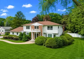 35 High Pasture Circle, Huntington, NY, 5 Bedrooms Bedrooms, 13 Rooms Rooms,3 BathroomsBathrooms,Residential,For Rent,High Pasture,0,1007506 35 High Pasture Circle, Huntington, NY, 5 Bedrooms Bedrooms, 13 Rooms Rooms,3 BathroomsBathrooms,Residential,For Rent,High Pasture,0,1007506