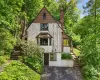 32 Thorn Avenue, Mount Kisco, NY, 3 Bedrooms Bedrooms, 6 Rooms Rooms,1 BathroomBathrooms,Residential,For Rent,Thorn,0,979128 32 Thorn Avenue, Mount Kisco, NY, 3 Bedrooms Bedrooms, 6 Rooms Rooms,1 BathroomBathrooms,Residential,For Rent,Thorn,0,979128