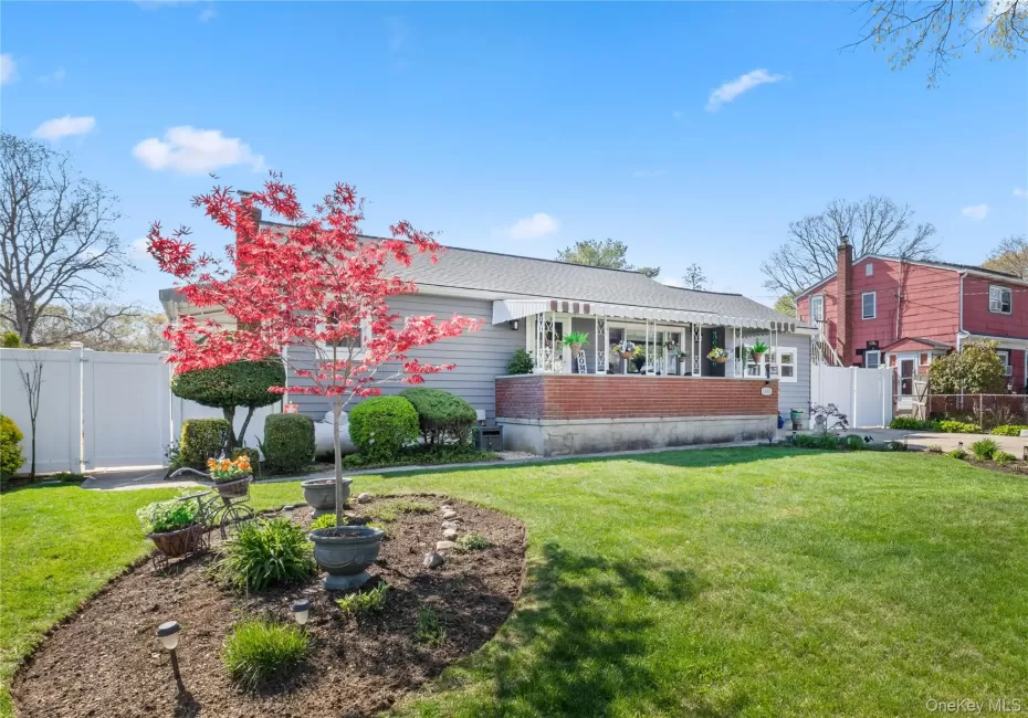 1080 Bay Shore Avenue, Islip, NY, 3 Bedrooms Bedrooms, 7 Rooms Rooms,1 BathroomBathrooms,Residential,For Rent,Bay Shore,0,994682 1080 Bay Shore Avenue, Islip, NY, 3 Bedrooms Bedrooms, 7 Rooms Rooms,1 BathroomBathrooms,Residential,For Rent,Bay Shore,0,994682