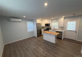 40 Fulton Avenue, Brookhaven, NY, 2 Bedrooms Bedrooms, 5 Rooms Rooms,2 BathroomsBathrooms,Residential,For Rent,Fulton,0,1008256 40 Fulton Avenue, Brookhaven, NY, 2 Bedrooms Bedrooms, 5 Rooms Rooms,2 BathroomsBathrooms,Residential,For Rent,Fulton,0,1008256