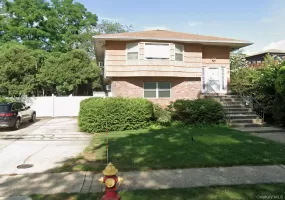 1508A park ave, Hempstead, NY, 2 Bedrooms Bedrooms, 5 Rooms Rooms,1 BathroomBathrooms,Residential Lease,For Rent,park ave,0,1008362 1508A park ave, Hempstead, NY, 2 Bedrooms Bedrooms, 5 Rooms Rooms,1 BathroomBathrooms,Residential Lease,For Rent,park ave,0,1008362