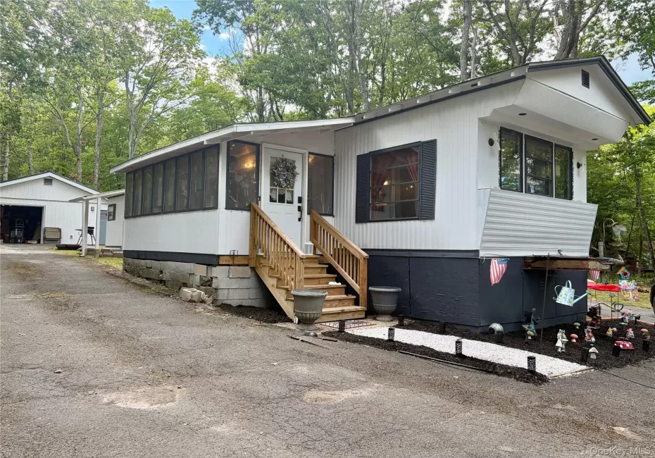 85 Delaware Trail, Lumberland, NY, 3 Bedrooms Bedrooms, 8 Rooms Rooms,2 BathroomsBathrooms,Residential,For Rent,Delaware,0,1008508 85 Delaware Trail, Lumberland, NY, 3 Bedrooms Bedrooms, 8 Rooms Rooms,2 BathroomsBathrooms,Residential,For Rent,Delaware,0,1008508