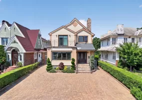 262 End Avenue, New York, NY, 6 Bedrooms Bedrooms, 10 Rooms Rooms,4 BathroomsBathrooms,Residential,For Rent,End,0,1008068 262 End Avenue, New York, NY, 6 Bedrooms Bedrooms, 10 Rooms Rooms,4 BathroomsBathrooms,Residential,For Rent,End,0,1008068