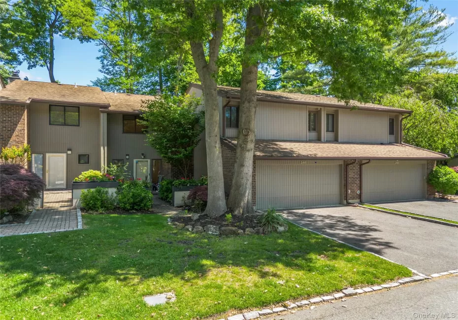 246 Hamlet Drive, Oyster Bay, NY, 3 Bedrooms Bedrooms, 8 Rooms Rooms,2 BathroomsBathrooms,Residential,For Rent,Hamlet,0,1007497 246 Hamlet Drive, Oyster Bay, NY, 3 Bedrooms Bedrooms, 8 Rooms Rooms,2 BathroomsBathrooms,Residential,For Rent,Hamlet,0,1007497