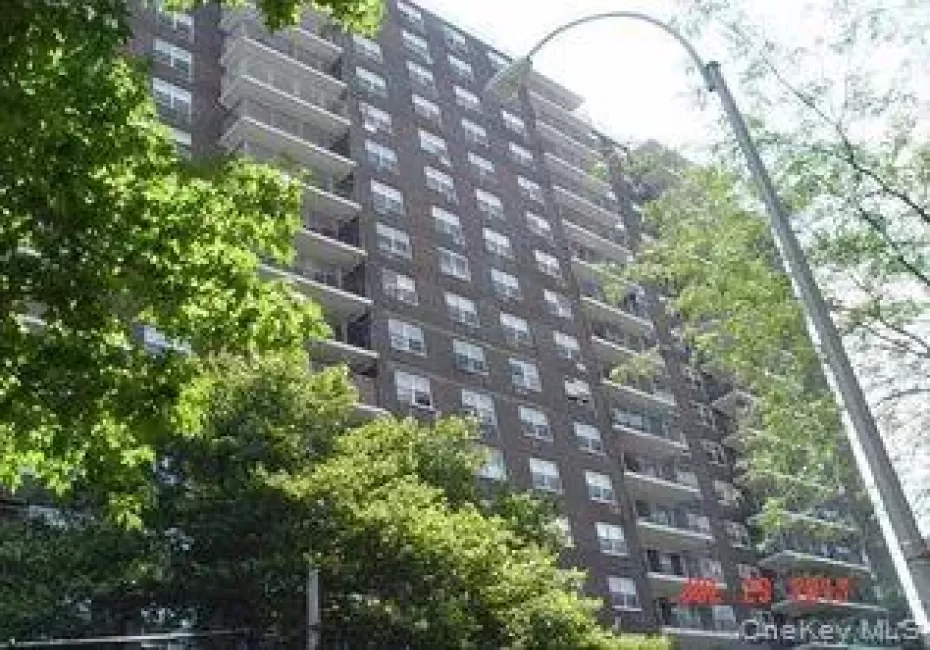 View of apartment building / complex View of apartment building / complex