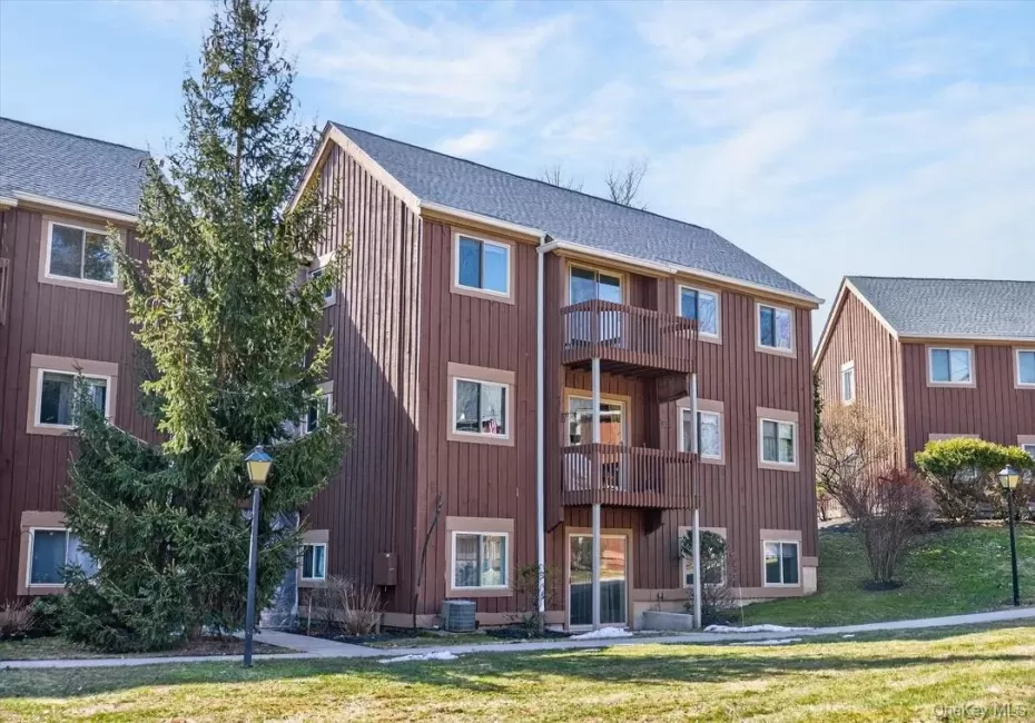 135 Sterling Street, Fishkill, NY, 2 Bedrooms Bedrooms, 5 Rooms Rooms,1 BathroomBathrooms,Residential,For Rent,Sterling,0,970784 135 Sterling Street, Fishkill, NY, 2 Bedrooms Bedrooms, 5 Rooms Rooms,1 BathroomBathrooms,Residential,For Rent,Sterling,0,970784