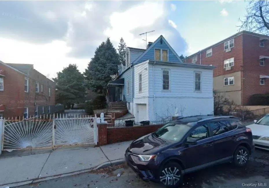 4167 Ely Avenue, New York, NY, 4 Bedrooms Bedrooms, 8 Rooms Rooms,1 BathroomBathrooms,Residential,For Rent,Ely,0,948308 4167 Ely Avenue, New York, NY, 4 Bedrooms Bedrooms, 8 Rooms Rooms,1 BathroomBathrooms,Residential,For Rent,Ely,0,948308