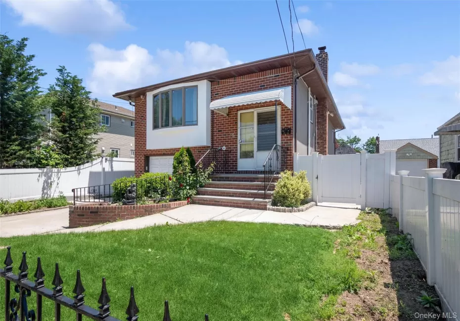 15 Belmont Boulevard, Hempstead, NY, 4 Bedrooms Bedrooms, 10 Rooms Rooms,2 BathroomsBathrooms,Residential,For Rent,Belmont,0,1003647 15 Belmont Boulevard, Hempstead, NY, 4 Bedrooms Bedrooms, 10 Rooms Rooms,2 BathroomsBathrooms,Residential,For Rent,Belmont,0,1003647
