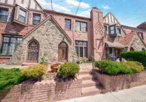 13009 227th Street, New York, NY, 3 Bedrooms Bedrooms, 7 Rooms Rooms,2 BathroomsBathrooms,Residential,For Rent,227th,0,1006038 13009 227th Street, New York, NY, 3 Bedrooms Bedrooms, 7 Rooms Rooms,2 BathroomsBathrooms,Residential,For Rent,227th,0,1006038