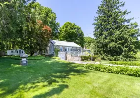59-63 Holmes Road, Pawling, NY, 4 Bedrooms Bedrooms, 8 Rooms Rooms,3 BathroomsBathrooms,Residential,For Rent,Holmes,0,1004711 59-63 Holmes Road, Pawling, NY, 4 Bedrooms Bedrooms, 8 Rooms Rooms,3 BathroomsBathrooms,Residential,For Rent,Holmes,0,1004711