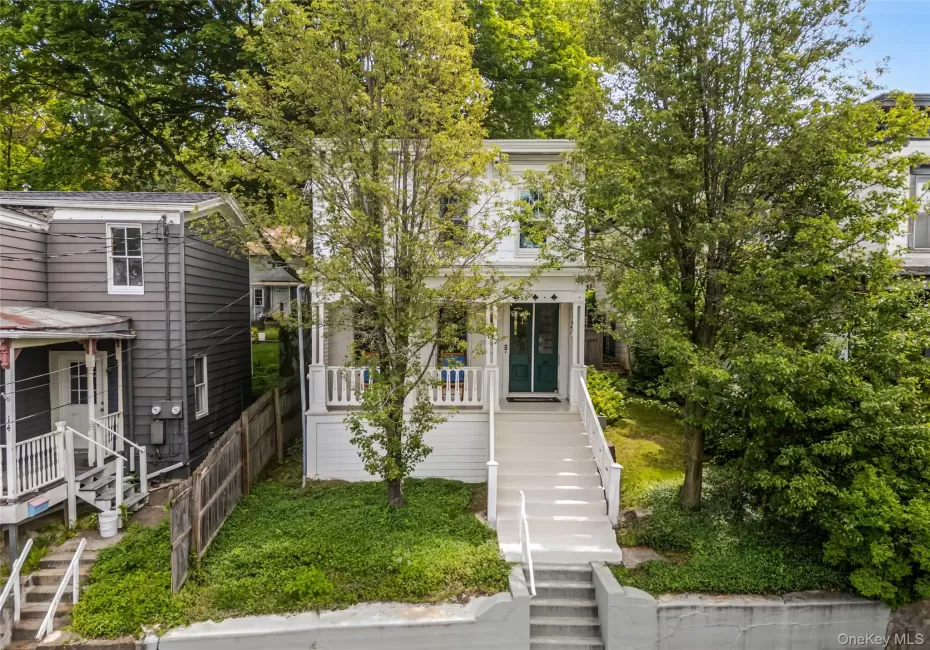 16 Worth Avenue, Hudson, NY, 3 Bedrooms Bedrooms, 10 Rooms Rooms,2 BathroomsBathrooms,Residential,For Rent,Worth,0,1008046 16 Worth Avenue, Hudson, NY, 3 Bedrooms Bedrooms, 10 Rooms Rooms,2 BathroomsBathrooms,Residential,For Rent,Worth,0,1008046