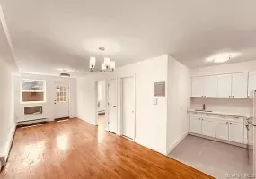 14102 Pershing Crescent, New York, NY, 1 Bedroom Bedrooms, 3 Rooms Rooms,1 BathroomBathrooms,Residential Lease,For Rent,Pershing,0,1008559 14102 Pershing Crescent, New York, NY, 1 Bedroom Bedrooms, 3 Rooms Rooms,1 BathroomBathrooms,Residential Lease,For Rent,Pershing,0,1008559