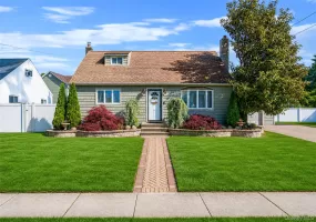 403 Brookside Court, Babylon, NY, 4 Bedrooms Bedrooms, 6 Rooms Rooms,1 BathroomBathrooms,Residential,For Rent,Brookside,0,1006615 403 Brookside Court, Babylon, NY, 4 Bedrooms Bedrooms, 6 Rooms Rooms,1 BathroomBathrooms,Residential,For Rent,Brookside,0,1006615