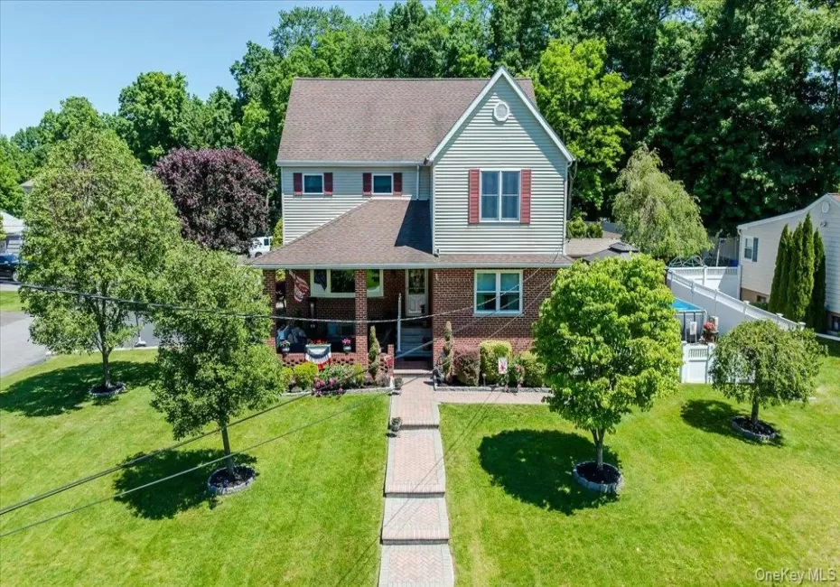 185 Jefferson Avenue, Mount Pleasant, NY, 4 Bedrooms Bedrooms, 10 Rooms Rooms,3 BathroomsBathrooms,Residential,For Rent,Jefferson,0,1008632 185 Jefferson Avenue, Mount Pleasant, NY, 4 Bedrooms Bedrooms, 10 Rooms Rooms,3 BathroomsBathrooms,Residential,For Rent,Jefferson,0,1008632