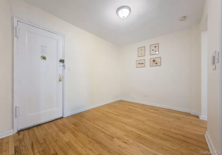 35-50 75th Street, New York, NY, 1 Bedroom Bedrooms, 4 Rooms Rooms,1 BathroomBathrooms,Residential,For Rent,75th,0,KEY1008736 35-50 75th Street, New York, NY, 1 Bedroom Bedrooms, 4 Rooms Rooms,1 BathroomBathrooms,Residential,For Rent,75th,0,KEY1008736