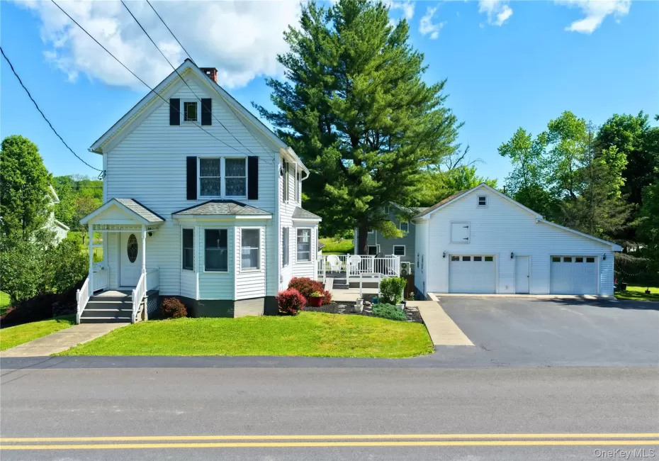 470 Main Street, Catskill, NY, 4 Bedrooms Bedrooms, 10 Rooms Rooms,2 BathroomsBathrooms,Residential,For Rent,Main,0,1008896 470 Main Street, Catskill, NY, 4 Bedrooms Bedrooms, 10 Rooms Rooms,2 BathroomsBathrooms,Residential,For Rent,Main,0,1008896