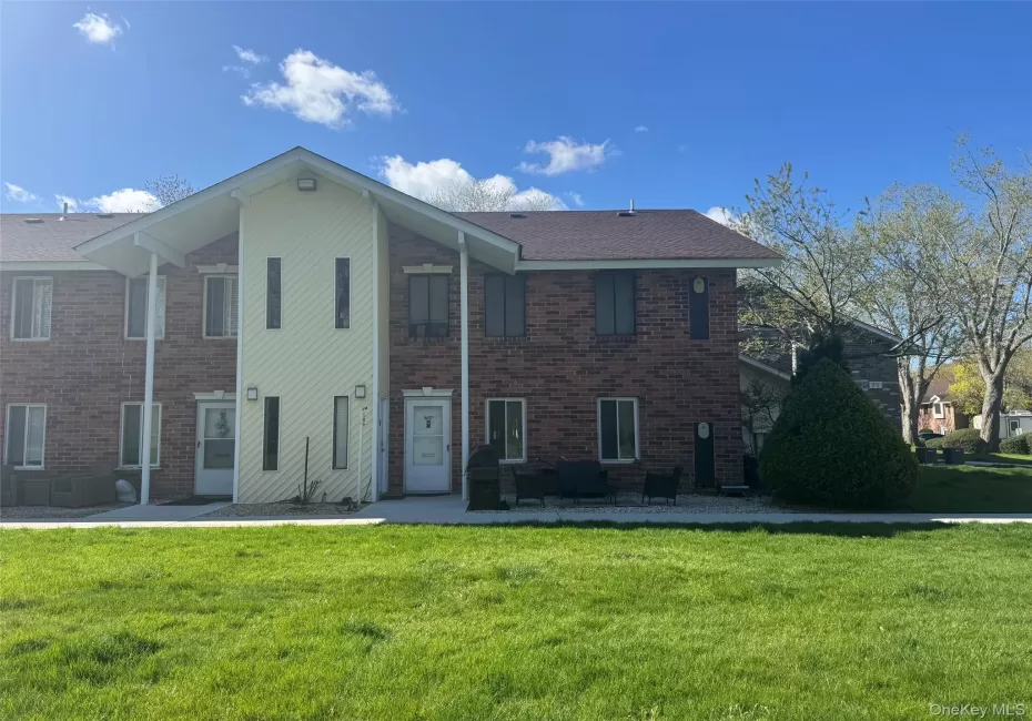 18 Navajo Court, Brookhaven, NY, 1 Bedroom Bedrooms, 3 Rooms Rooms,1 BathroomBathrooms,Residential,For Rent,Navajo,0,1008885 18 Navajo Court, Brookhaven, NY, 1 Bedroom Bedrooms, 3 Rooms Rooms,1 BathroomBathrooms,Residential,For Rent,Navajo,0,1008885
