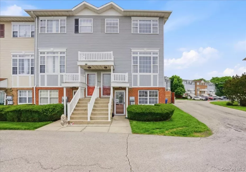 163 Surf Drive, New York, NY, 3 Bedrooms Bedrooms, 7 Rooms Rooms,2 BathroomsBathrooms,Residential,For Rent,Surf,0,1004114 163 Surf Drive, New York, NY, 3 Bedrooms Bedrooms, 7 Rooms Rooms,2 BathroomsBathrooms,Residential,For Rent,Surf,0,1004114