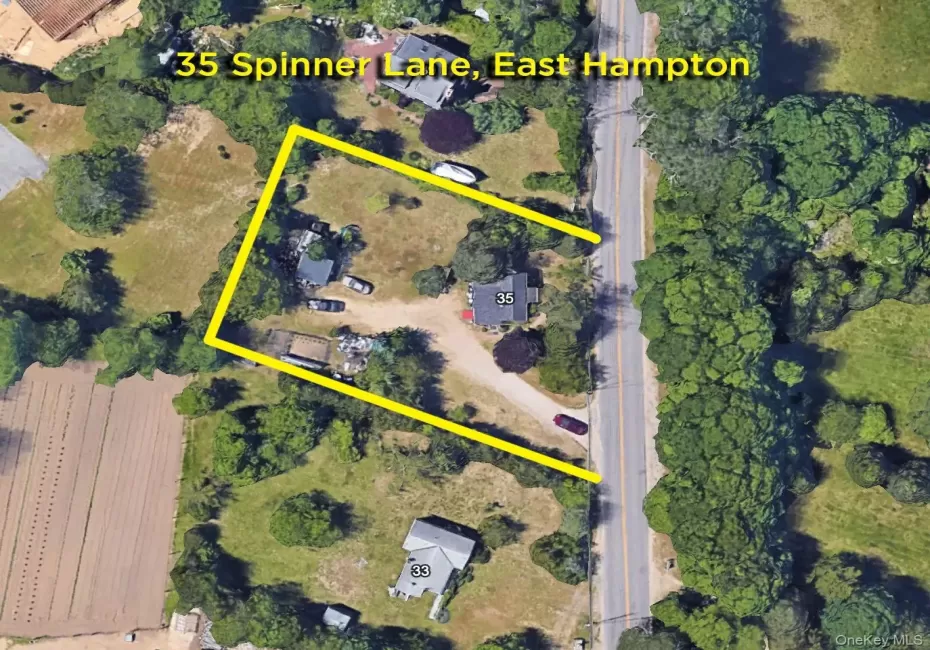 35 Spinner Lane, East Hampton, NY, 2 Bedrooms Bedrooms, 3 Rooms Rooms,1 BathroomBathrooms,Residential,For Rent,Spinner,0,1008149 35 Spinner Lane, East Hampton, NY, 2 Bedrooms Bedrooms, 3 Rooms Rooms,1 BathroomBathrooms,Residential,For Rent,Spinner,0,1008149