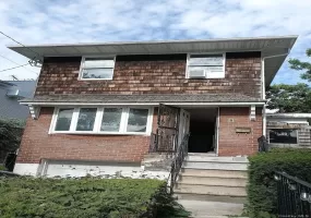 1305 133rd Place, New York, NY, 3 Bedrooms Bedrooms, 8 Rooms Rooms,1 BathroomBathrooms,Residential,For Rent,133rd,0,1008936 1305 133rd Place, New York, NY, 3 Bedrooms Bedrooms, 8 Rooms Rooms,1 BathroomBathrooms,Residential,For Rent,133rd,0,1008936