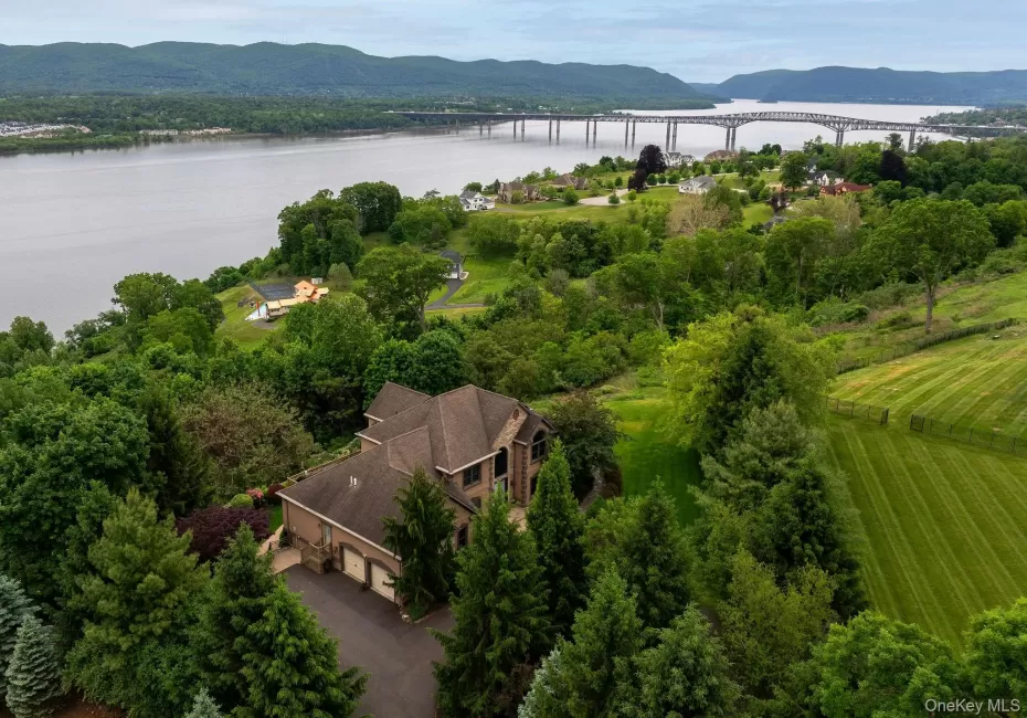 36 Sloane Road, Newburgh (town), NY, 4 Bedrooms Bedrooms, 9 Rooms Rooms,3 BathroomsBathrooms,Residential,For Rent,Sloane,0,1002394 36 Sloane Road, Newburgh (town), NY, 4 Bedrooms Bedrooms, 9 Rooms Rooms,3 BathroomsBathrooms,Residential,For Rent,Sloane,0,1002394