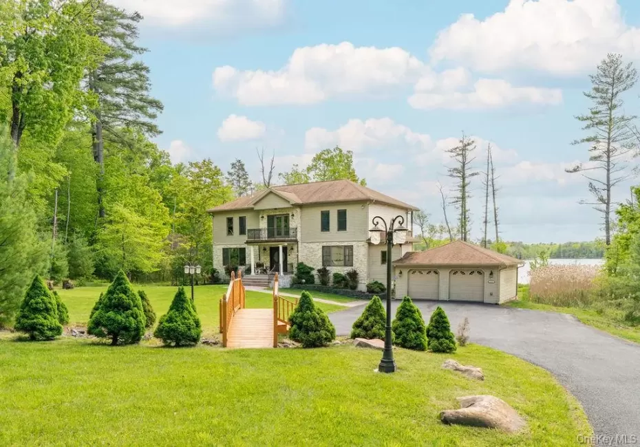 113 Airport Road, Highland, NY, 4 Bedrooms Bedrooms, 8 Rooms Rooms,4 BathroomsBathrooms,Residential,For Rent,Airport,0,1007741 113 Airport Road, Highland, NY, 4 Bedrooms Bedrooms, 8 Rooms Rooms,4 BathroomsBathrooms,Residential,For Rent,Airport,0,1007741