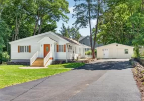 14 Forest Glen Road, Clarkstown, NY, 3 Bedrooms Bedrooms, 8 Rooms Rooms,2 BathroomsBathrooms,Residential,For Rent,Forest Glen,0,1009228 14 Forest Glen Road, Clarkstown, NY, 3 Bedrooms Bedrooms, 8 Rooms Rooms,2 BathroomsBathrooms,Residential,For Rent,Forest Glen,0,1009228