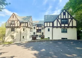 64 Kensington Road, Eastchester, NY, 2 Bedrooms Bedrooms, 4 Rooms Rooms,1 BathroomBathrooms,Residential Lease,For Rent,Kensington,0,1003087 64 Kensington Road, Eastchester, NY, 2 Bedrooms Bedrooms, 4 Rooms Rooms,1 BathroomBathrooms,Residential Lease,For Rent,Kensington,0,1003087