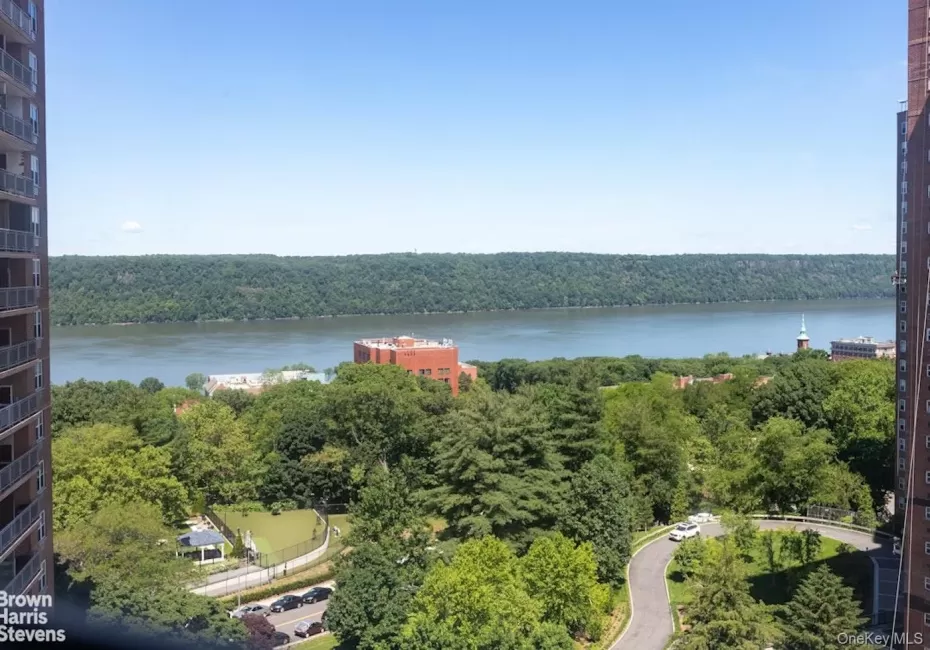 5800 Arlington Avenue, New York, NY, 3 Bedrooms Bedrooms, 6 Rooms Rooms,2 BathroomsBathrooms,Residential,For Rent,Arlington,0,KEY986131 5800 Arlington Avenue, New York, NY, 3 Bedrooms Bedrooms, 6 Rooms Rooms,2 BathroomsBathrooms,Residential,For Rent,Arlington,0,KEY986131