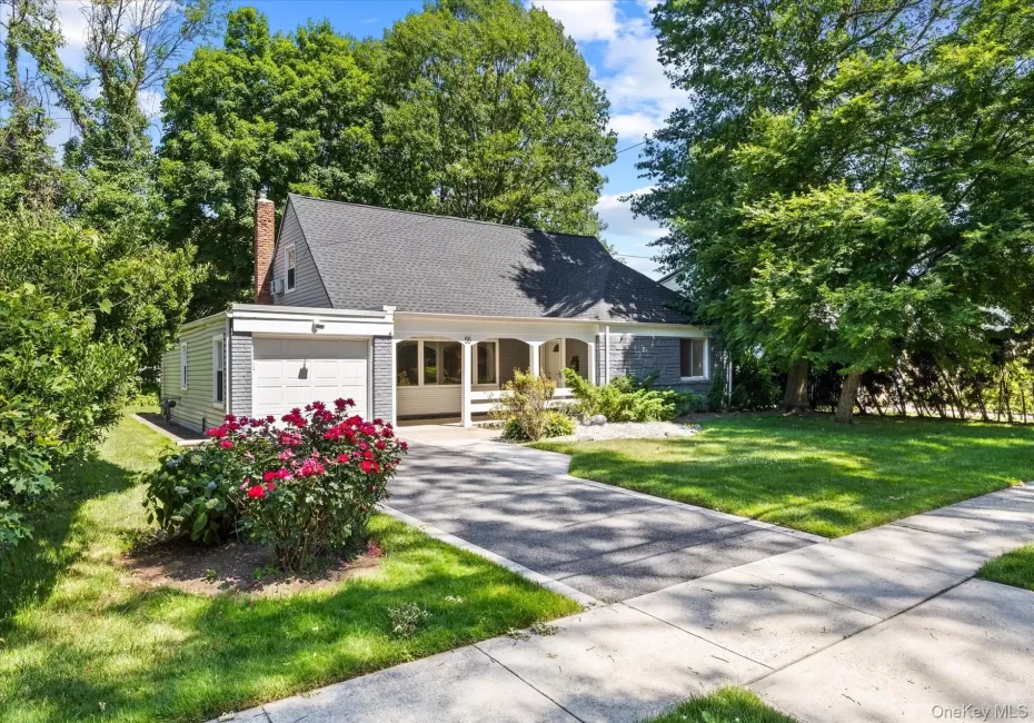 55 Warwick Road, North Hempstead, NY, 4 Bedrooms Bedrooms, 8 Rooms Rooms,2 BathroomsBathrooms,Residential Lease,For Rent,Warwick,0,1008541 55 Warwick Road, North Hempstead, NY, 4 Bedrooms Bedrooms, 8 Rooms Rooms,2 BathroomsBathrooms,Residential Lease,For Rent,Warwick,0,1008541