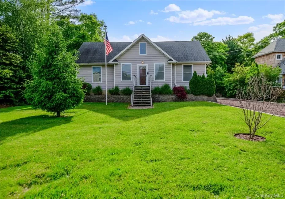 40 Deforest Avenue, Islip, NY, 4 Bedrooms Bedrooms, 10 Rooms Rooms,3 BathroomsBathrooms,Residential,For Rent,Deforest,0,992509 40 Deforest Avenue, Islip, NY, 4 Bedrooms Bedrooms, 10 Rooms Rooms,3 BathroomsBathrooms,Residential,For Rent,Deforest,0,992509