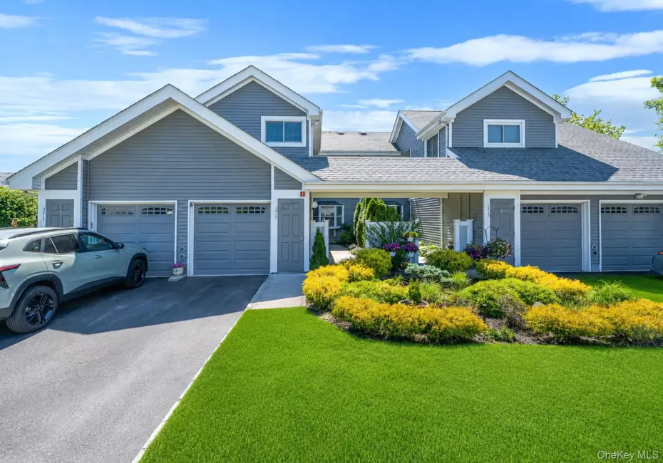 376 Quarry Pond Court, Brookhaven, NY, 2 Bedrooms Bedrooms, 5 Rooms Rooms,2 BathroomsBathrooms,Residential,For Rent,Quarry Pond,0,1009291 376 Quarry Pond Court, Brookhaven, NY, 2 Bedrooms Bedrooms, 5 Rooms Rooms,2 BathroomsBathrooms,Residential,For Rent,Quarry Pond,0,1009291