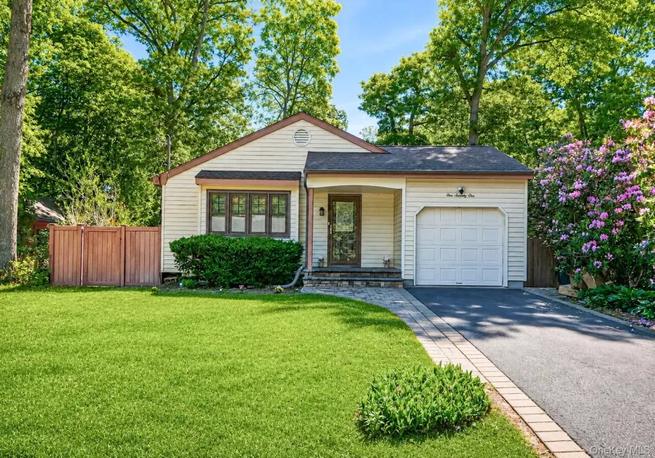 171 Tyler Avenue, Brookhaven, NY, 3 Bedrooms Bedrooms, 7 Rooms Rooms,2 BathroomsBathrooms,Residential,For Rent,Tyler,0,1008989 171 Tyler Avenue, Brookhaven, NY, 3 Bedrooms Bedrooms, 7 Rooms Rooms,2 BathroomsBathrooms,Residential,For Rent,Tyler,0,1008989