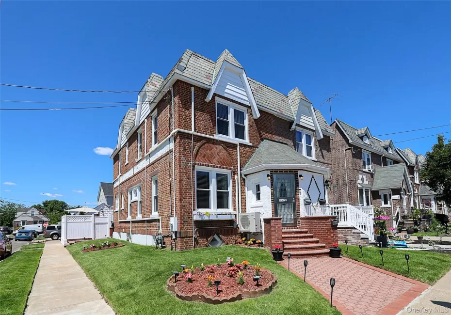 95-20 239th Street, Hempstead, NY, 3 Bedrooms Bedrooms, 6 Rooms Rooms,2 BathroomsBathrooms,Residential,For Rent,239th,0,1005271 95-20 239th Street, Hempstead, NY, 3 Bedrooms Bedrooms, 6 Rooms Rooms,2 BathroomsBathrooms,Residential,For Rent,239th,0,1005271