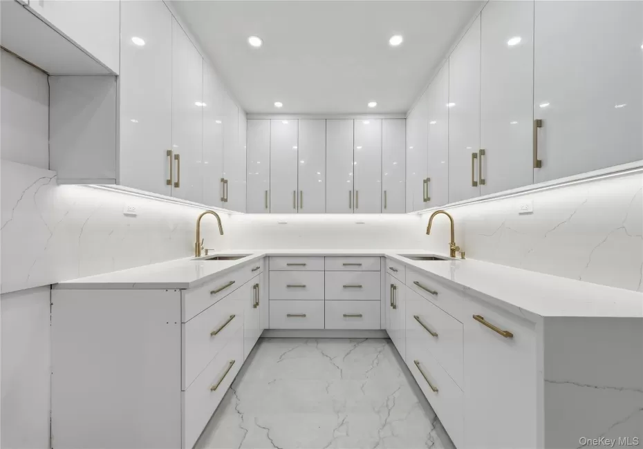 47 8th Street, New York, NY, 3 Bedrooms Bedrooms, 6 Rooms Rooms,1 BathroomBathrooms,Residential,For Rent,8th,0,1009093 47 8th Street, New York, NY, 3 Bedrooms Bedrooms, 6 Rooms Rooms,1 BathroomBathrooms,Residential,For Rent,8th,0,1009093