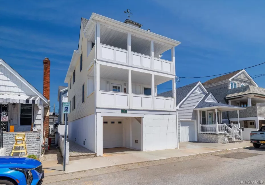 78 Oswego Avenue, Hempstead, NY, 4 Bedrooms Bedrooms, 7 Rooms Rooms,2 BathroomsBathrooms,Residential,For Rent,Oswego,0,1007465 78 Oswego Avenue, Hempstead, NY, 4 Bedrooms Bedrooms, 7 Rooms Rooms,2 BathroomsBathrooms,Residential,For Rent,Oswego,0,1007465