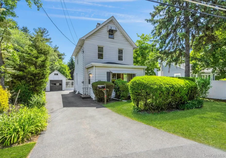 410 Route 304, Clarkstown, NY, 3 Bedrooms Bedrooms, 7 Rooms Rooms,1 BathroomBathrooms,Residential,For Rent,Route 304,0,998735 410 Route 304, Clarkstown, NY, 3 Bedrooms Bedrooms, 7 Rooms Rooms,1 BathroomBathrooms,Residential,For Rent,Route 304,0,998735