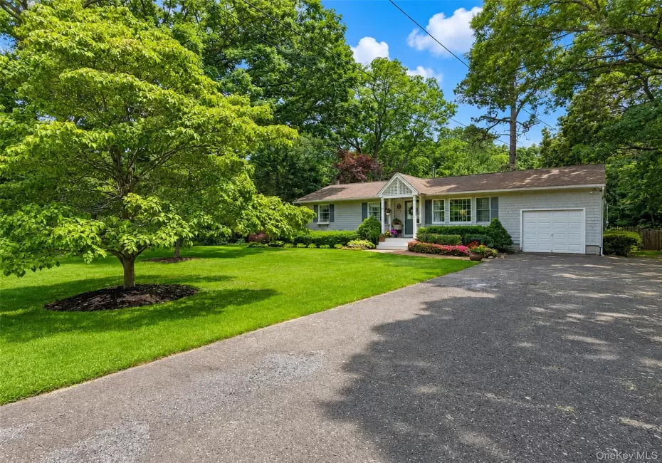 816 Blair Street, Islip, NY, 3 Bedrooms Bedrooms, 9 Rooms Rooms,2 BathroomsBathrooms,Residential,For Rent,Blair,0,1007773 816 Blair Street, Islip, NY, 3 Bedrooms Bedrooms, 9 Rooms Rooms,2 BathroomsBathrooms,Residential,For Rent,Blair,0,1007773
