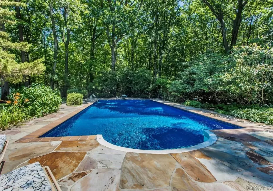 6 Cliffside Drive, Brookhaven, NY, 5 Bedrooms Bedrooms, 11 Rooms Rooms,4 BathroomsBathrooms,Residential,For Rent,Cliffside,0,KEY1009076 6 Cliffside Drive, Brookhaven, NY, 5 Bedrooms Bedrooms, 11 Rooms Rooms,4 BathroomsBathrooms,Residential,For Rent,Cliffside,0,KEY1009076