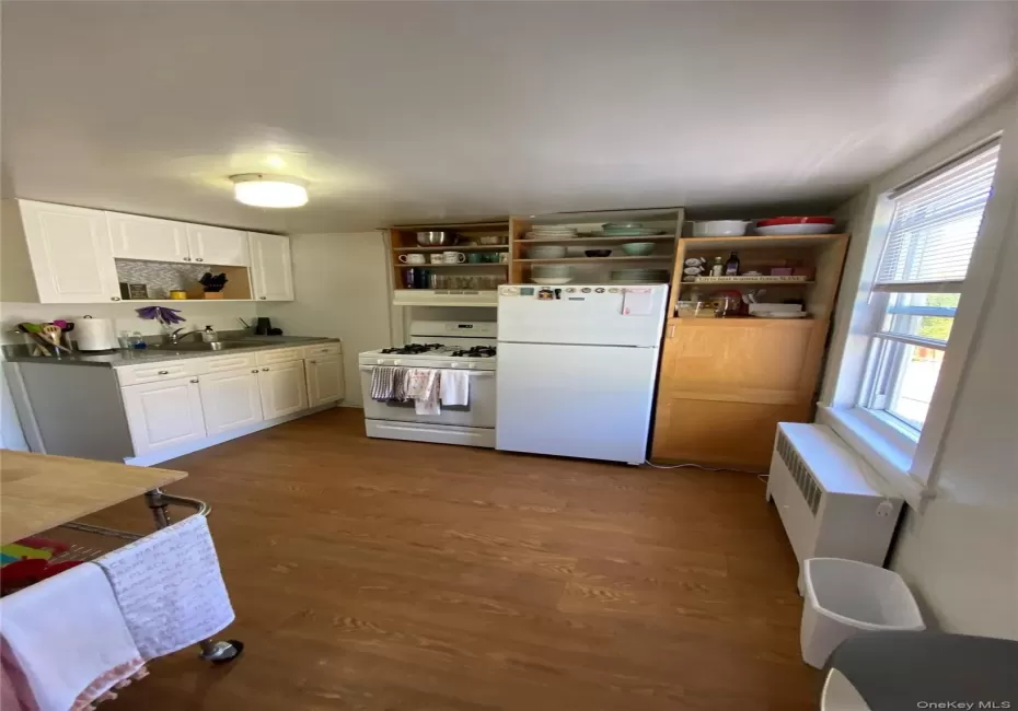 81 Cedar Street, Greenburgh, NY, 5 Bedrooms Bedrooms, 8 Rooms Rooms,1 BathroomBathrooms,Residential Lease,For Rent,Cedar,0,1009194 81 Cedar Street, Greenburgh, NY, 5 Bedrooms Bedrooms, 8 Rooms Rooms,1 BathroomBathrooms,Residential Lease,For Rent,Cedar,0,1009194