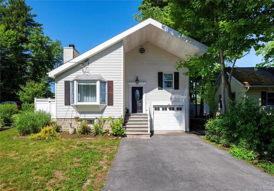 2897 Hyatt Street, Yorktown, NY, 2 Bedrooms Bedrooms, 8 Rooms Rooms,2 BathroomsBathrooms,Residential,For Rent,Hyatt,0,1008119 2897 Hyatt Street, Yorktown, NY, 2 Bedrooms Bedrooms, 8 Rooms Rooms,2 BathroomsBathrooms,Residential,For Rent,Hyatt,0,1008119