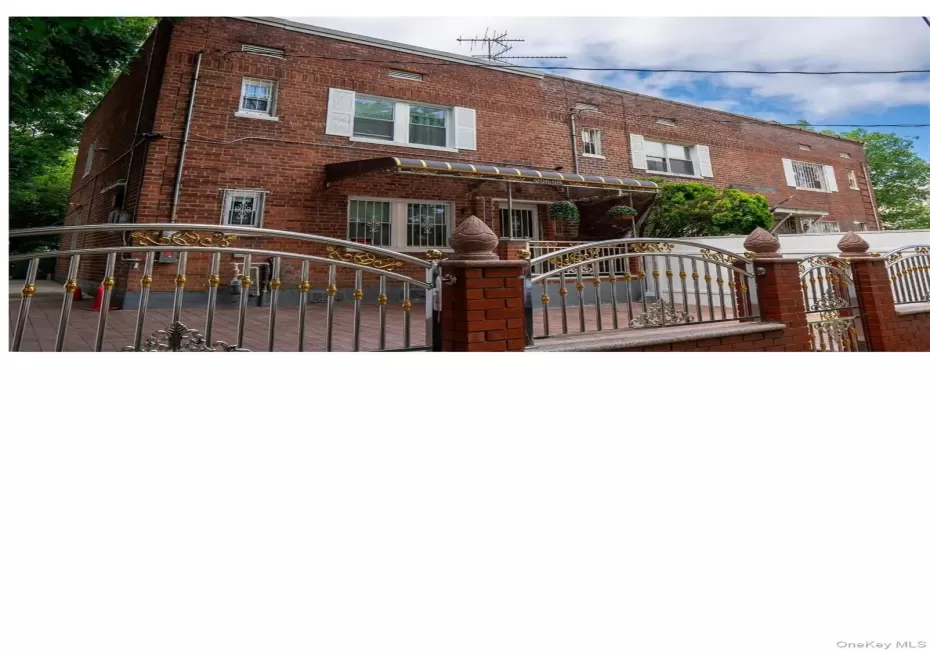 20608 116th Avenue, New York, NY, 3 Bedrooms Bedrooms, 5 Rooms Rooms,1 BathroomBathrooms,Residential,For Rent,116th,0,1009726 20608 116th Avenue, New York, NY, 3 Bedrooms Bedrooms, 5 Rooms Rooms,1 BathroomBathrooms,Residential,For Rent,116th,0,1009726