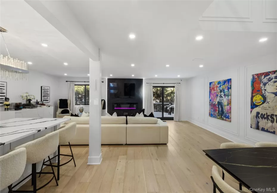 24 Chestnut Lane, Oyster Bay, NY, 3 Bedrooms Bedrooms, 7 Rooms Rooms,2 BathroomsBathrooms,Residential,For Rent,Chestnut,0,KEY953870 24 Chestnut Lane, Oyster Bay, NY, 3 Bedrooms Bedrooms, 7 Rooms Rooms,2 BathroomsBathrooms,Residential,For Rent,Chestnut,0,KEY953870