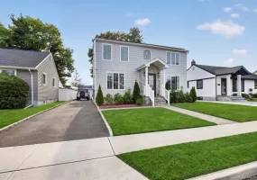 99 Kuhl Avenue, Oyster Bay, NY, 4 Bedrooms Bedrooms, 8 Rooms Rooms,4 BathroomsBathrooms,Residential,For Rent,Kuhl,0,1009307 99 Kuhl Avenue, Oyster Bay, NY, 4 Bedrooms Bedrooms, 8 Rooms Rooms,4 BathroomsBathrooms,Residential,For Rent,Kuhl,0,1009307