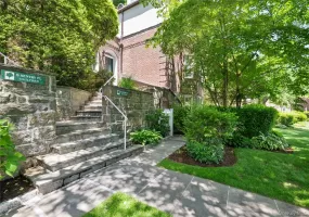 9 Sentry Place, Greenburgh, NY, 1 Bedroom Bedrooms, 4 Rooms Rooms,1 BathroomBathrooms,Residential,For Rent,Sentry,0,1010076 9 Sentry Place, Greenburgh, NY, 1 Bedroom Bedrooms, 4 Rooms Rooms,1 BathroomBathrooms,Residential,For Rent,Sentry,0,1010076