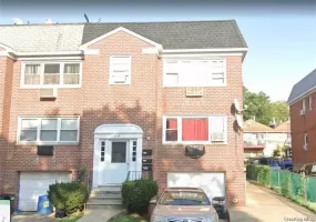 8829 Pontiac Street, New York, NY, 3 Bedrooms Bedrooms, 6 Rooms Rooms,1 BathroomBathrooms,Residential Lease,For Rent,Pontiac,0,1010070 8829 Pontiac Street, New York, NY, 3 Bedrooms Bedrooms, 6 Rooms Rooms,1 BathroomBathrooms,Residential Lease,For Rent,Pontiac,0,1010070