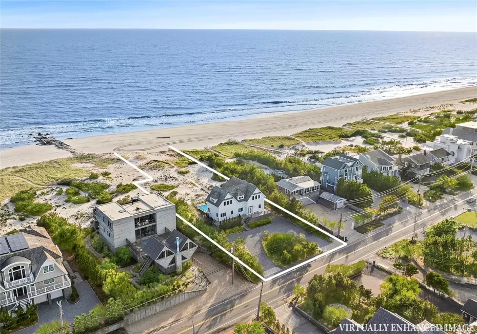 617 Dune Road, Southampton, NY, 4 Bedrooms Bedrooms, 7 Rooms Rooms,4 BathroomsBathrooms,Residential,For Rent,Dune,0,KEY955691 617 Dune Road, Southampton, NY, 4 Bedrooms Bedrooms, 7 Rooms Rooms,4 BathroomsBathrooms,Residential,For Rent,Dune,0,KEY955691
