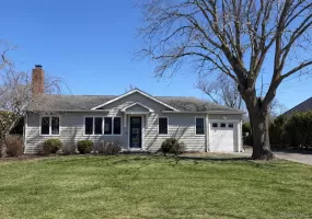 21 Tarpon Road, Southampton, NY, 3 Bedrooms Bedrooms, 7 Rooms Rooms,2 BathroomsBathrooms,Residential,For Rent,Tarpon,0,979302 21 Tarpon Road, Southampton, NY, 3 Bedrooms Bedrooms, 7 Rooms Rooms,2 BathroomsBathrooms,Residential,For Rent,Tarpon,0,979302