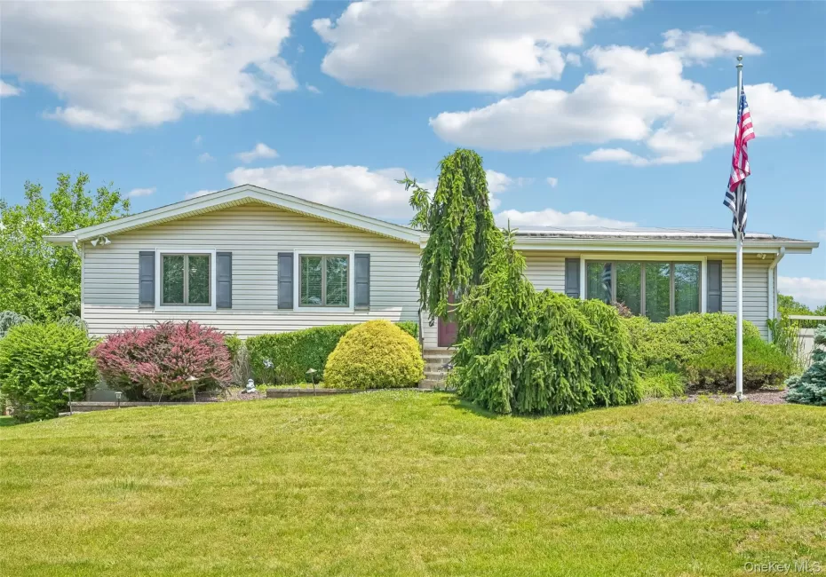 19 Cranford Road, Clarkstown, NY, 3 Bedrooms Bedrooms, 10 Rooms Rooms,4 BathroomsBathrooms,Residential,For Rent,Cranford,0,1005052 19 Cranford Road, Clarkstown, NY, 3 Bedrooms Bedrooms, 10 Rooms Rooms,4 BathroomsBathrooms,Residential,For Rent,Cranford,0,1005052